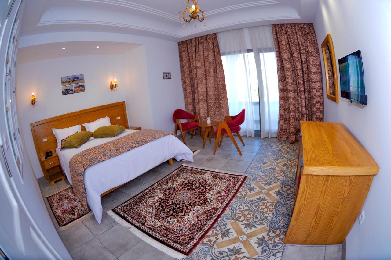 Dar Ammar Hotel El-Djem Bagian luar foto